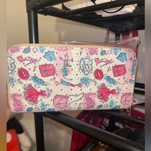 Cute Fashion Wallet NWT